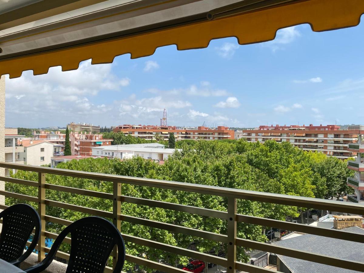 Apartamento Con Piscina En 1ª Linea De Playa En Salou Esterno foto